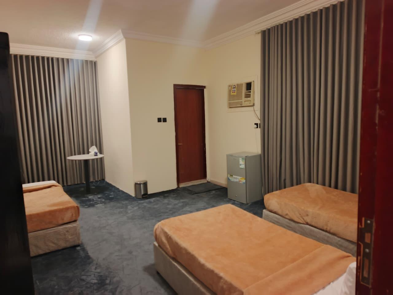 标准四人间