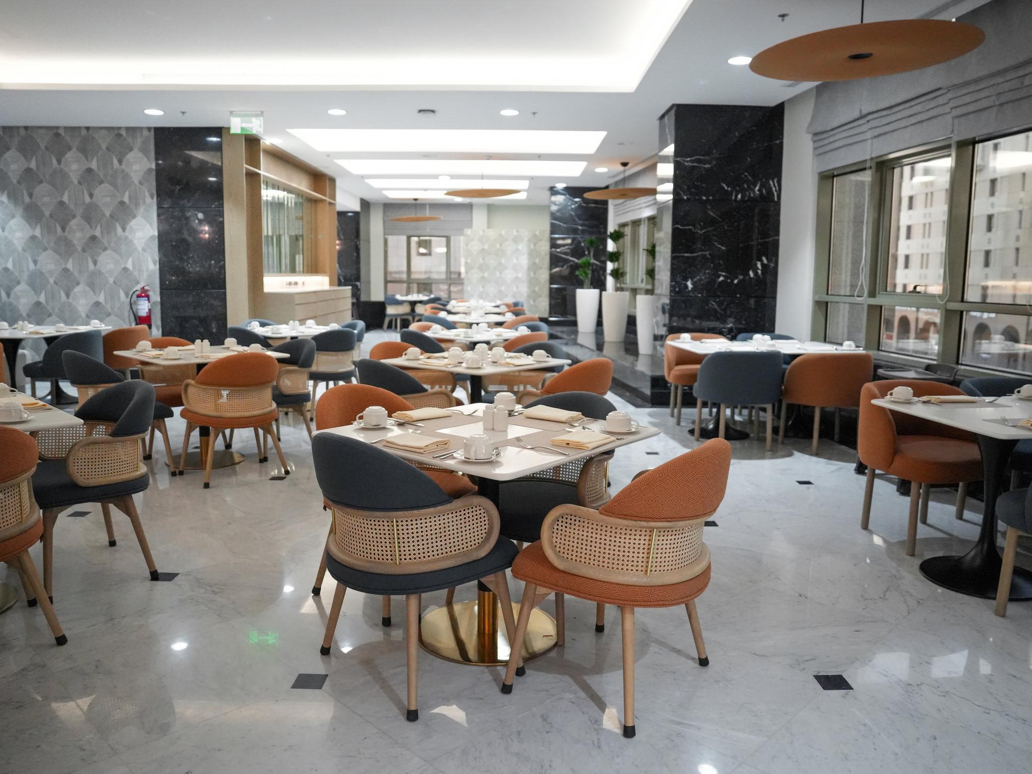 Al Manakha Rotana Madinah - görsel 11