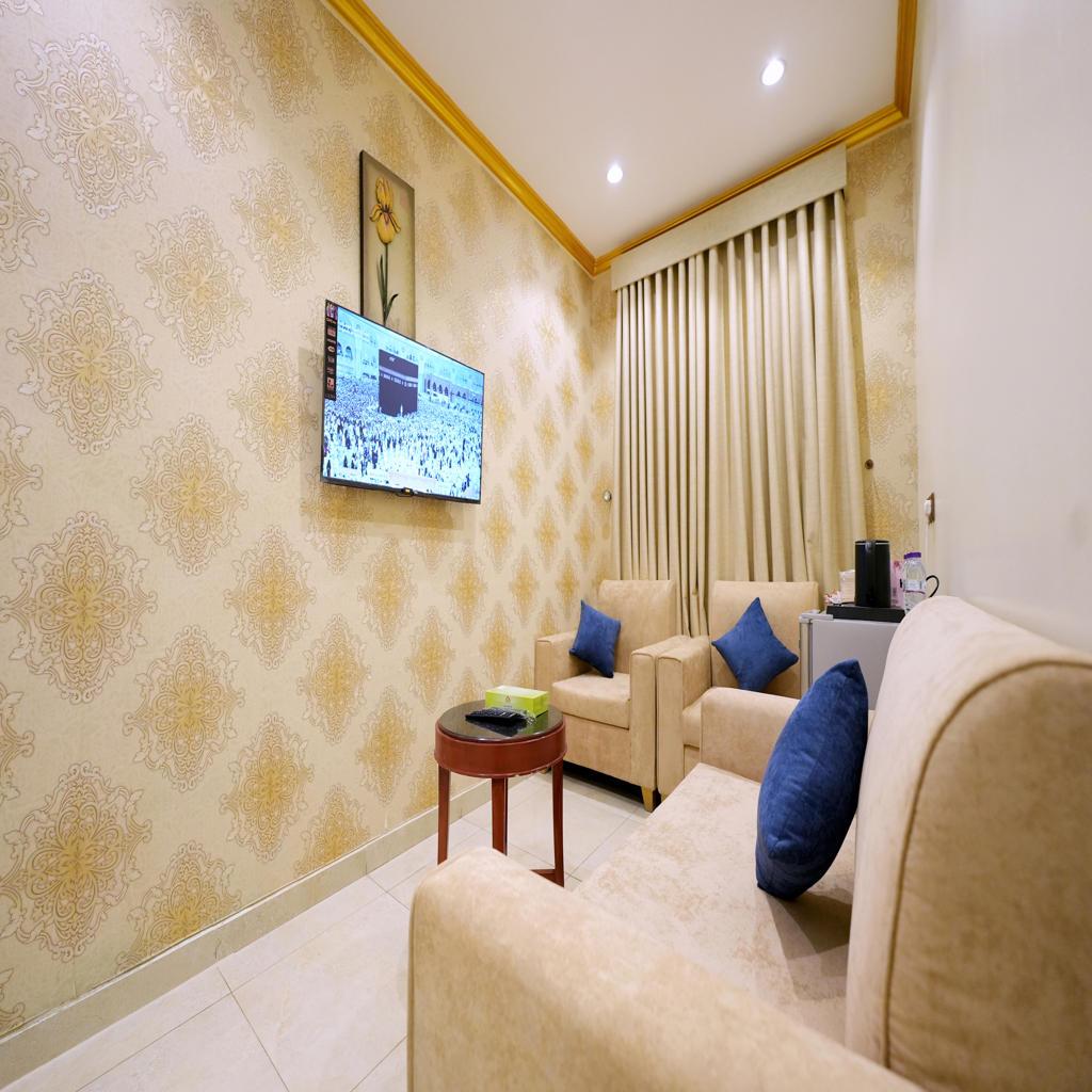 Diamond Pearl Apartments - image 35
