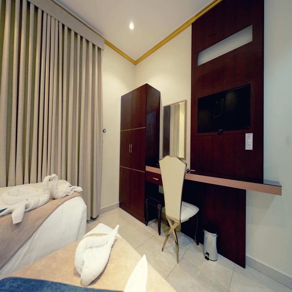 Diamond Pearl Apartments - image 29