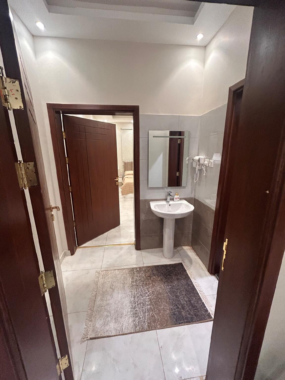 AQN HOME Apartment Composed of Bedroom and Majlis and Bathroom and Kitchen - gambar 4