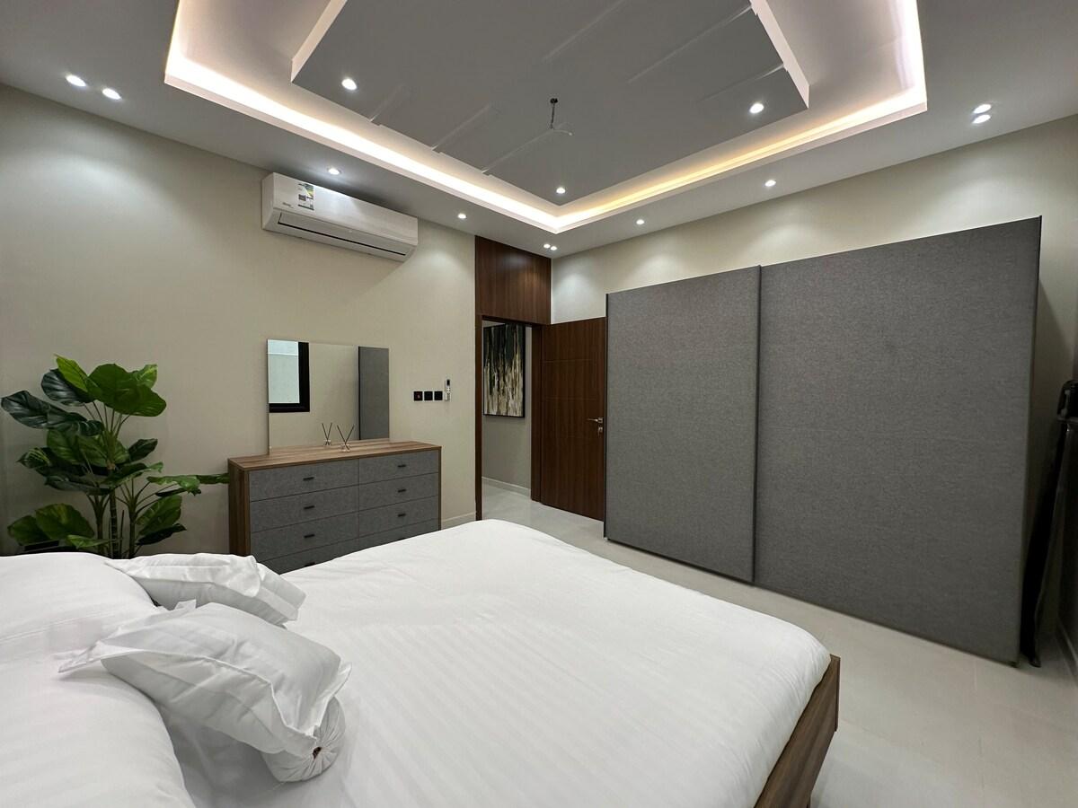 Apartment, Bedroom and Living Room with Kitchen - gambar 5