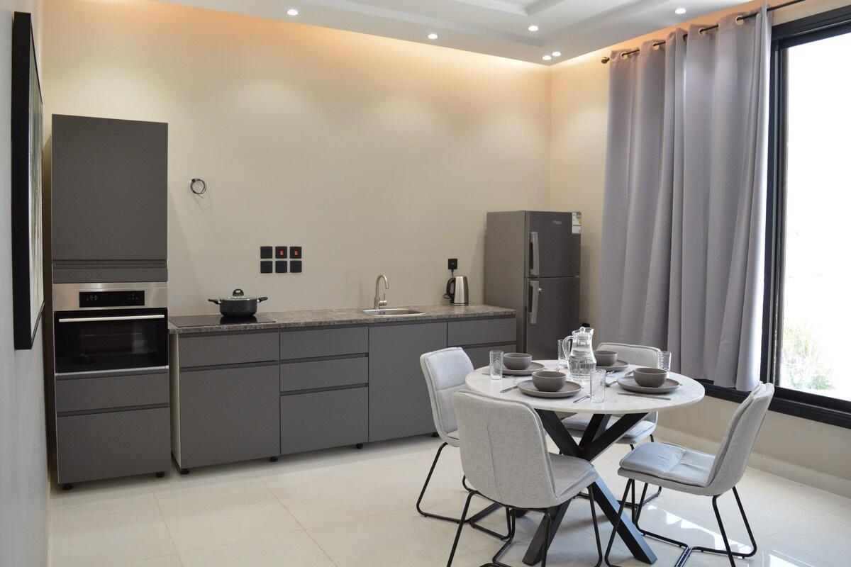 Apartment, Bedroom and Living Room with Kitchen - gambar 4