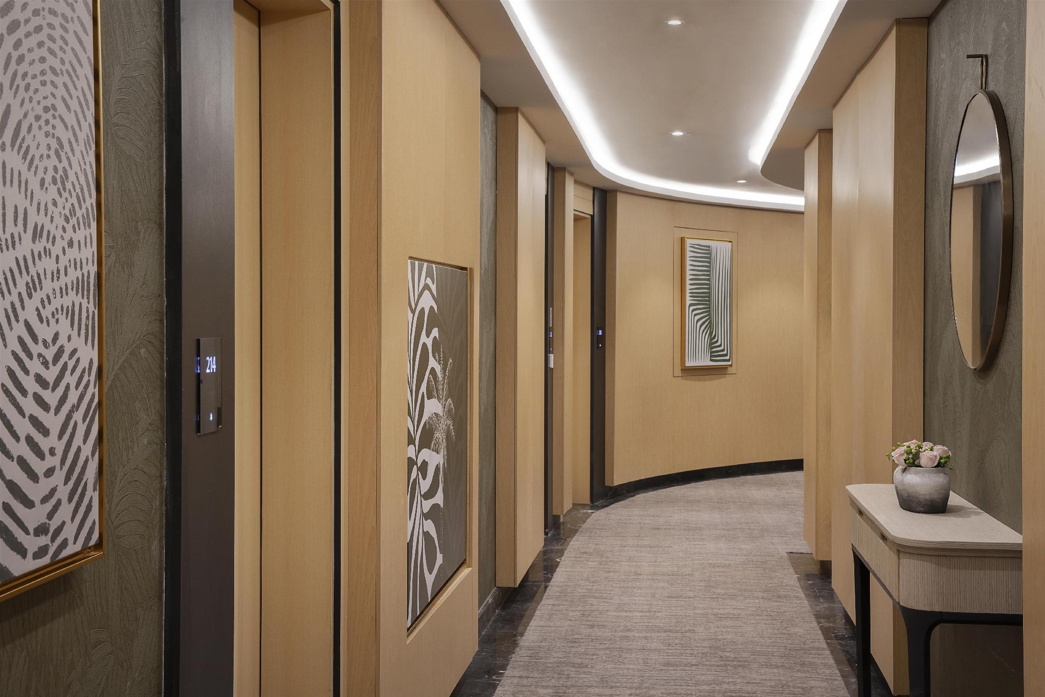 Diyar Ajwa Tapestry Collection by Hilton - gambar 18