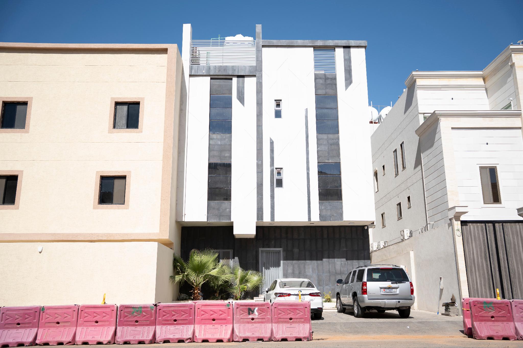 Holiday Plus Tabba Apartments - image 10