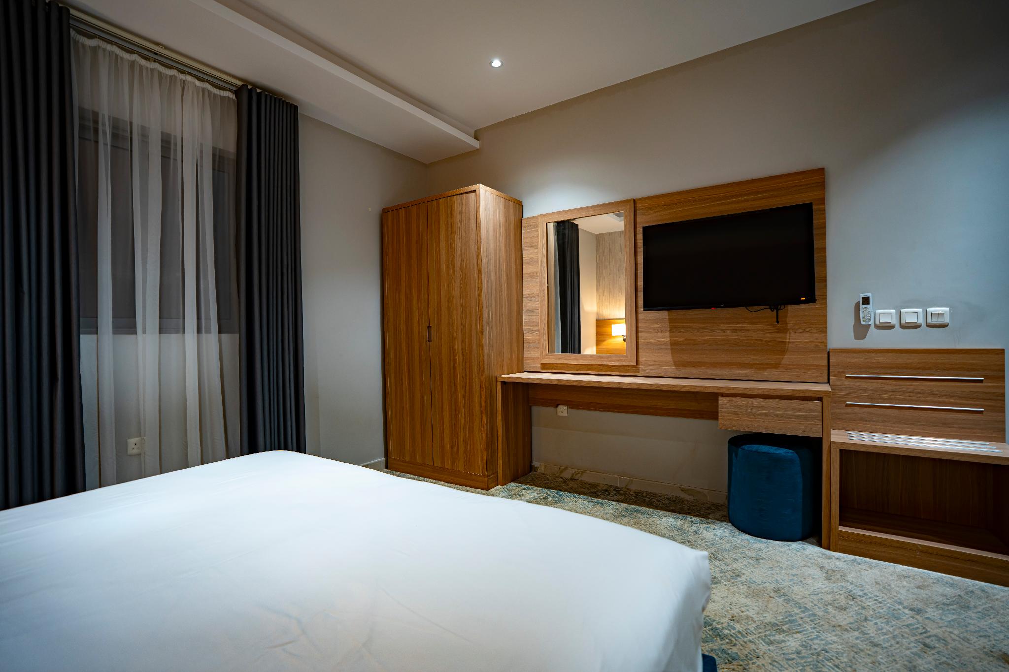 Junior Suite image 2