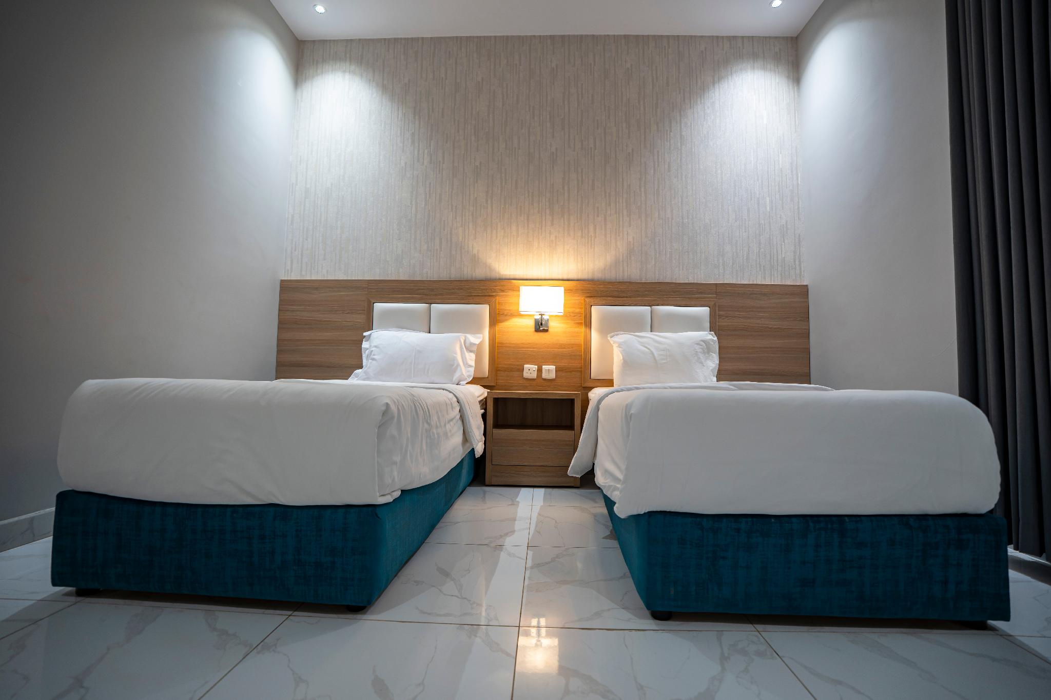 Holiday Plus Tabba Apartments - image 40