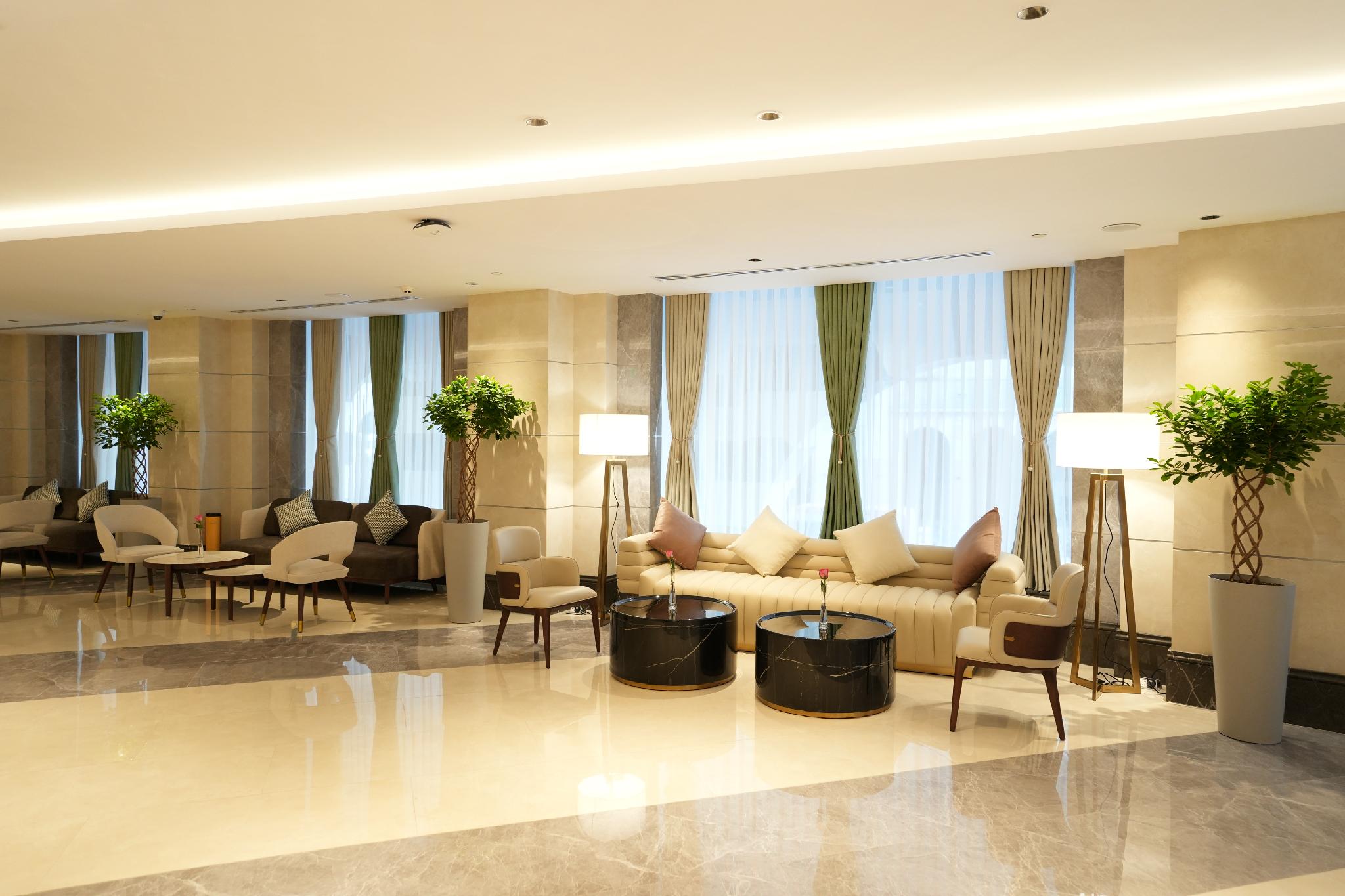 Peninsula Worth Hotel - image 30
