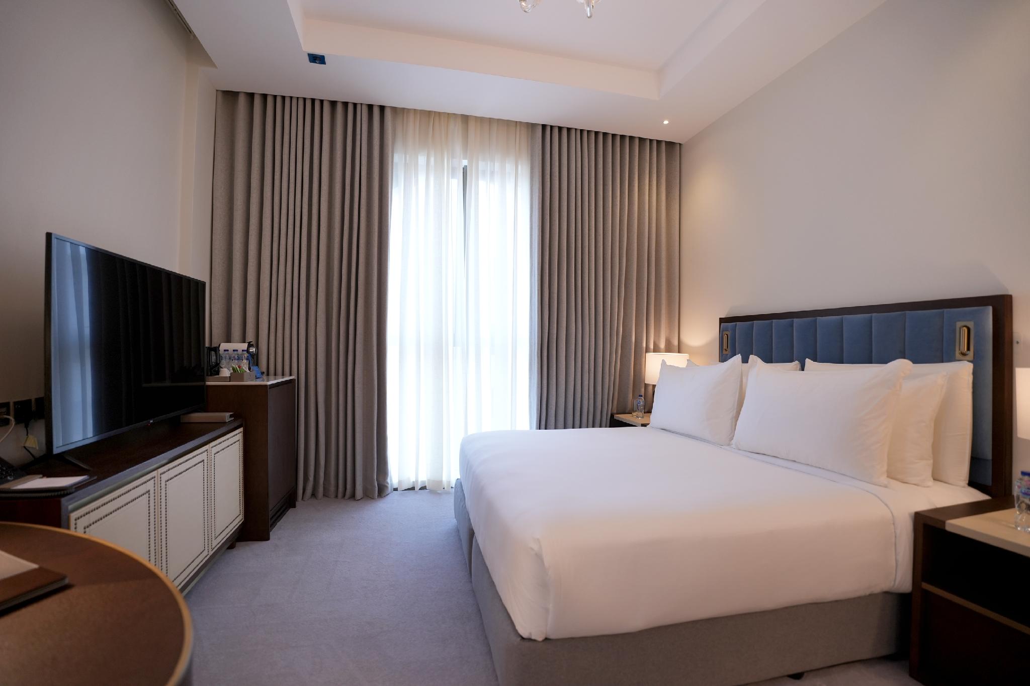 Double Room image 2