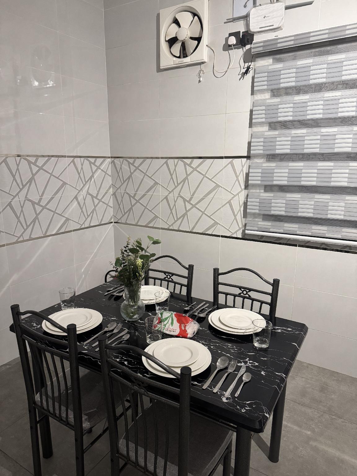 Elegant 3 bedroom hotel apartment - gambar 13