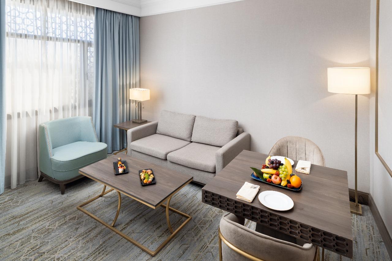 Junior King Suite image 2