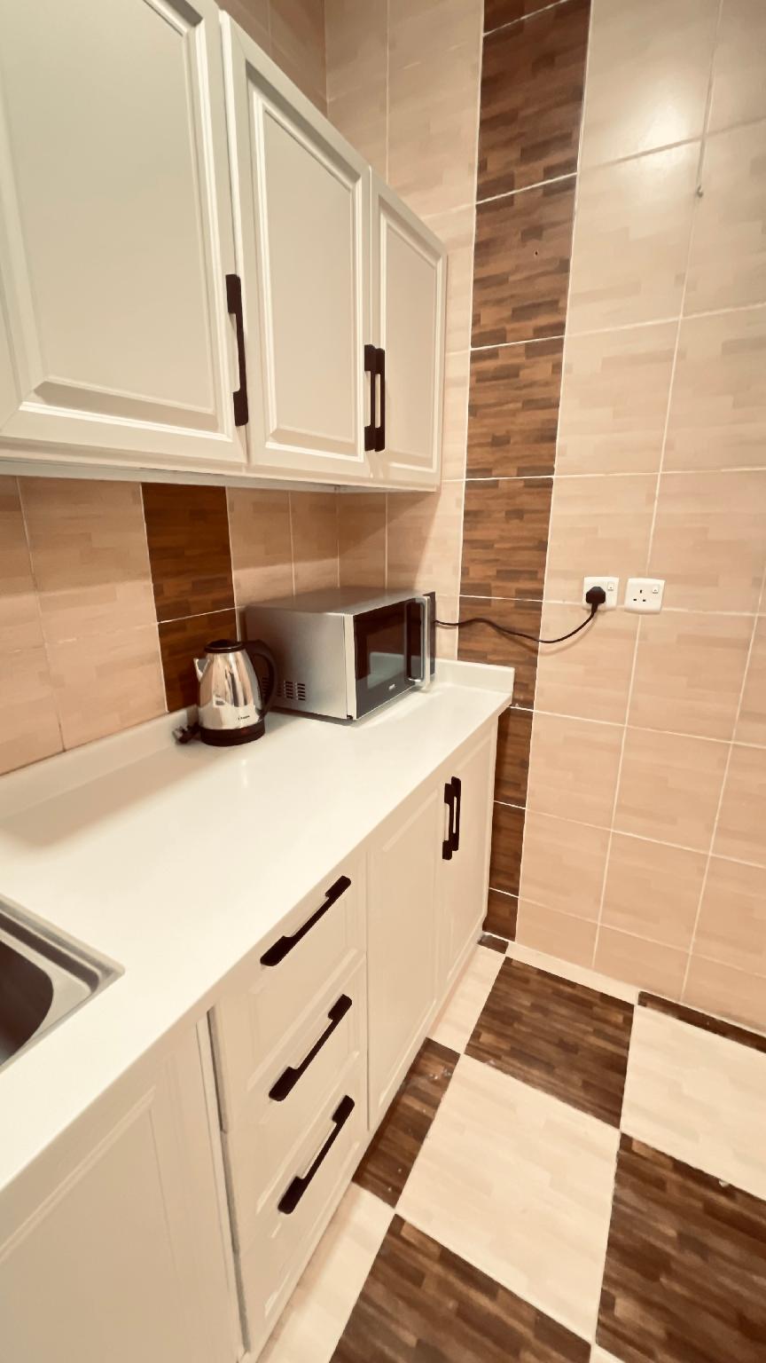 Yaqoot Al Aniqah Apartments