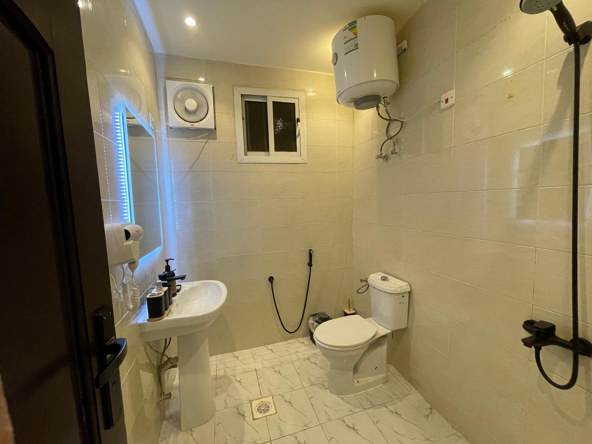 Luxury apartment near the Prophet's Mosque - gambar 19