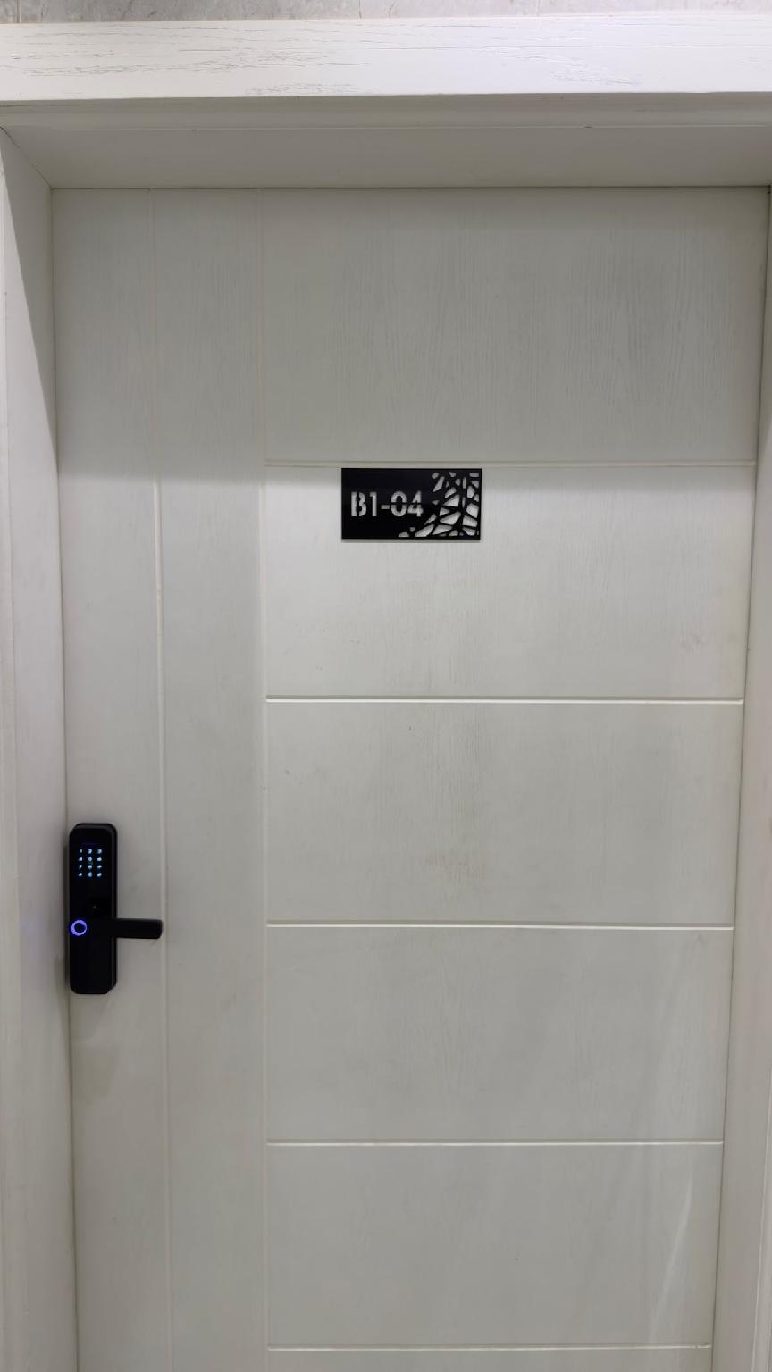 宁静舒适迪赛恩公寓与自助入住登记