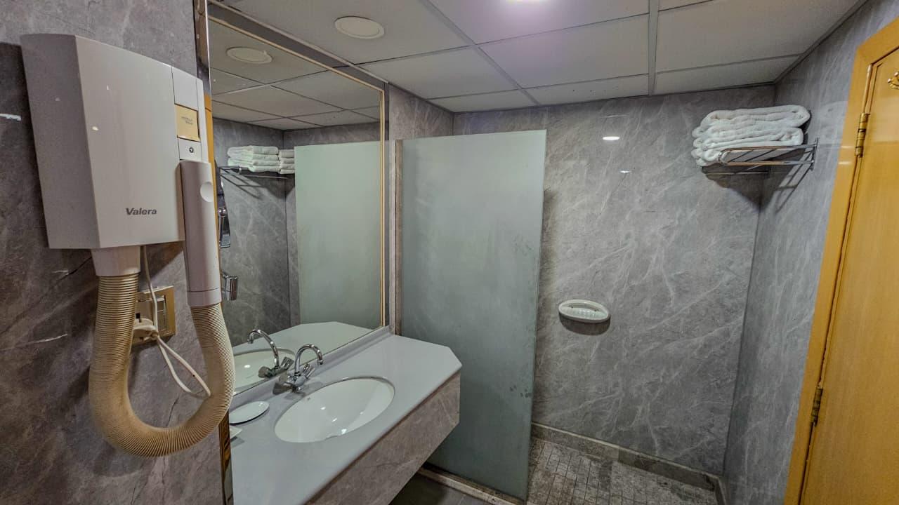 Jiwar Al Saha Hotel - image 20