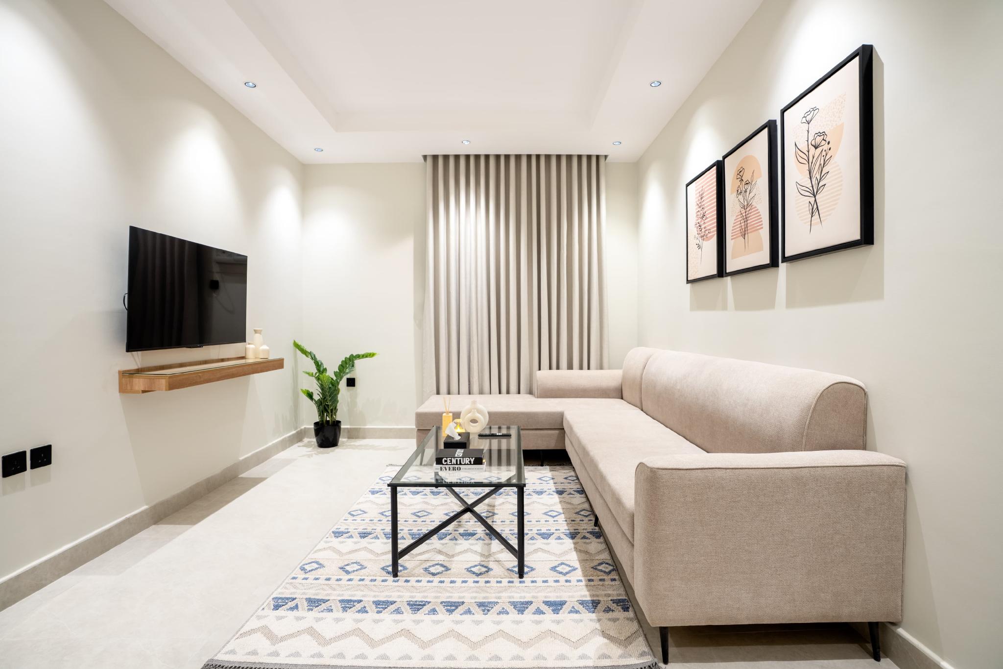 One Bedroom Suite image 3