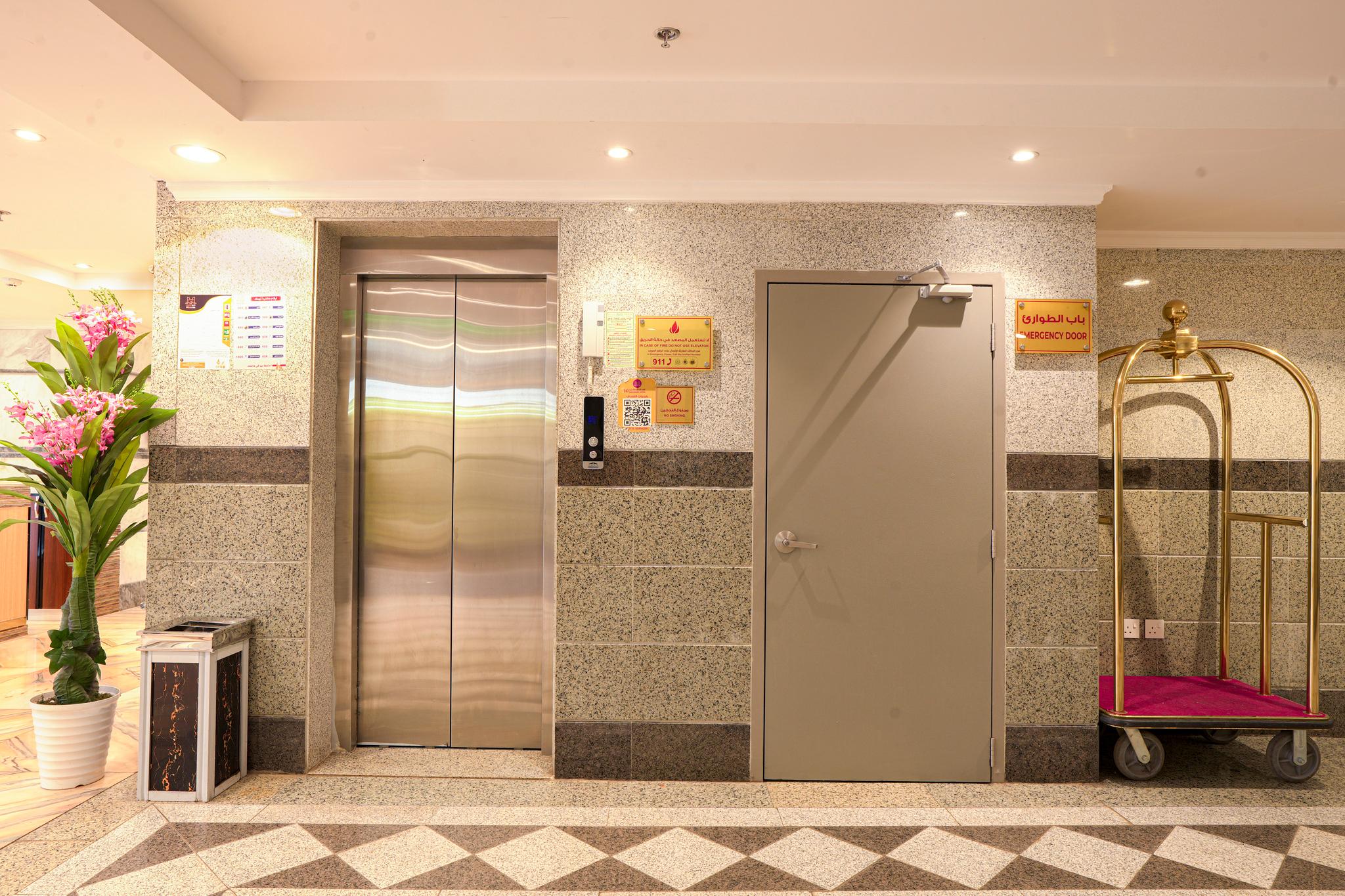 MG Crown Hotel 3 - afbeelding 14