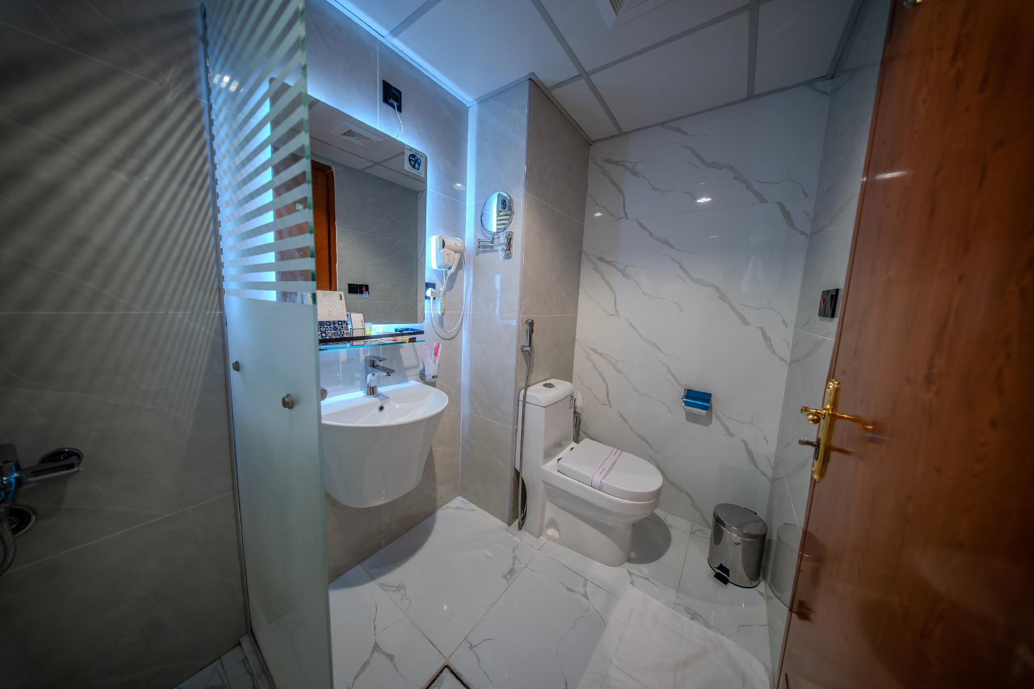 Kamar Quadruple dengan Pemandangan Haram gambar 3
