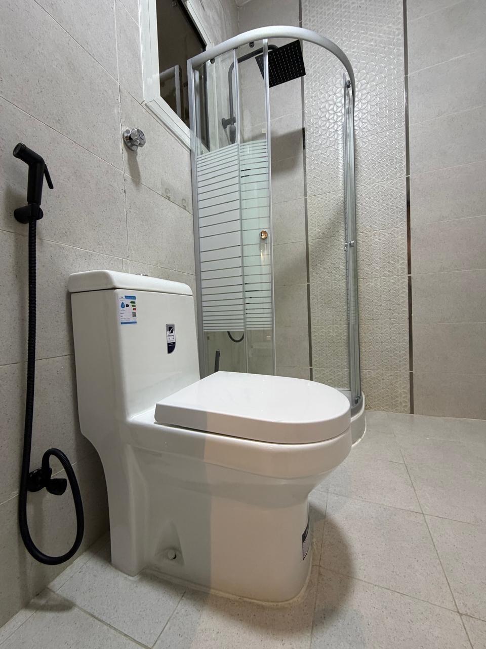 M4|113- Room hall and side kitchen - imej 8