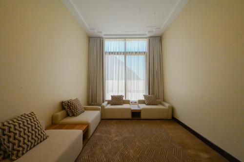 TeeLA HoTeL - image 39
