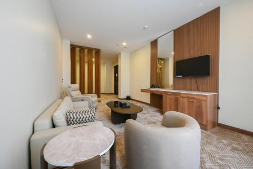 TeeLA HoTeL - image 28