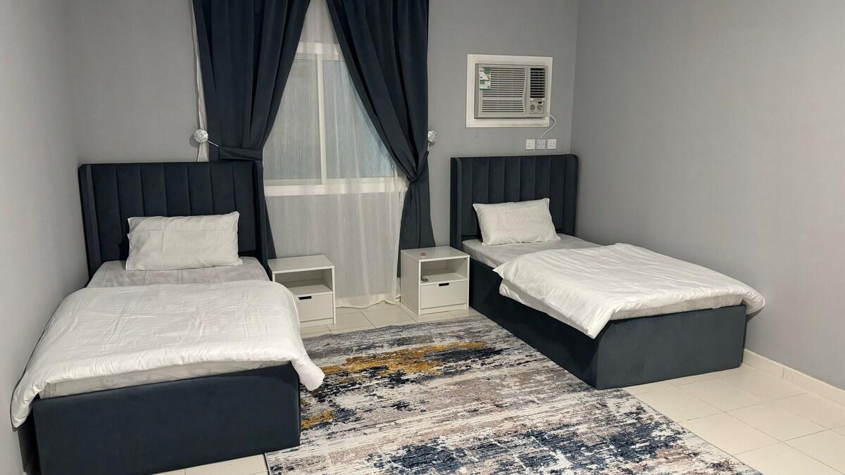 Master Bedroom and 2 Single Beds | 202