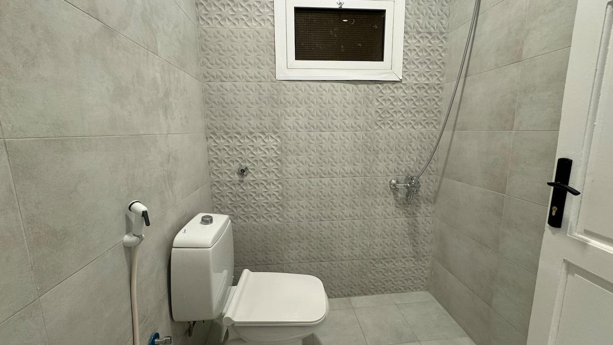 Bedroom with bathroom - Sari Street | 203 - afbeelding 6
