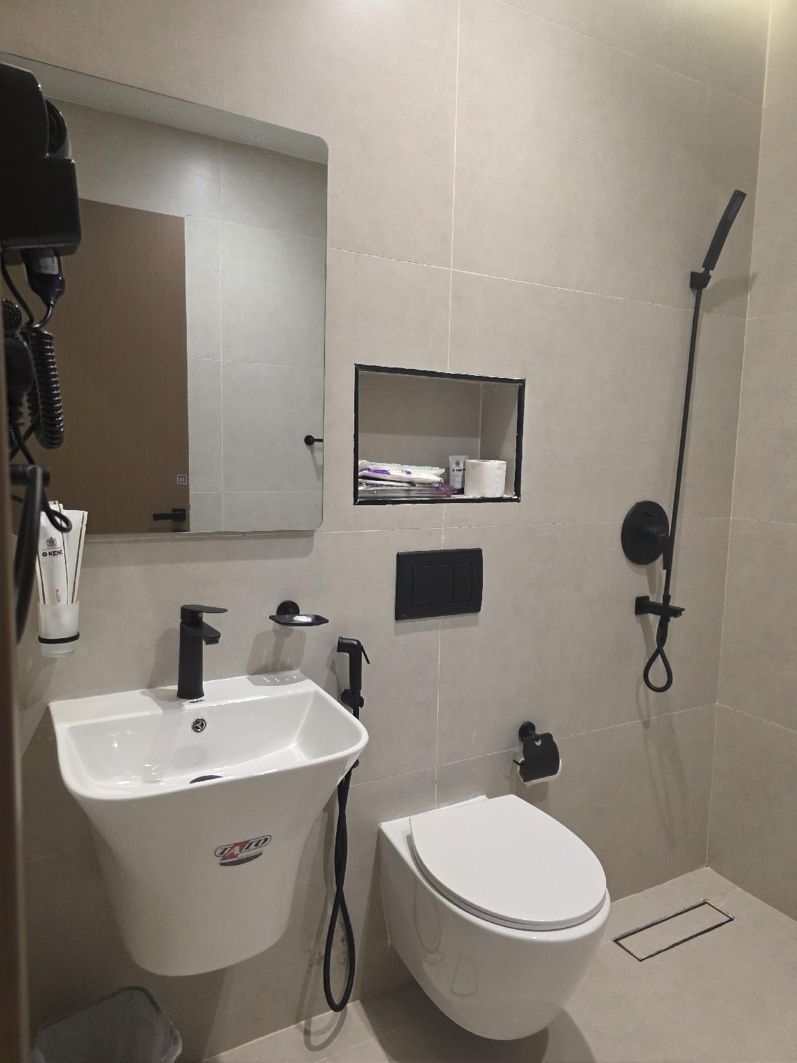 Madinah Clouds Studio with Calm Design and High Privacy