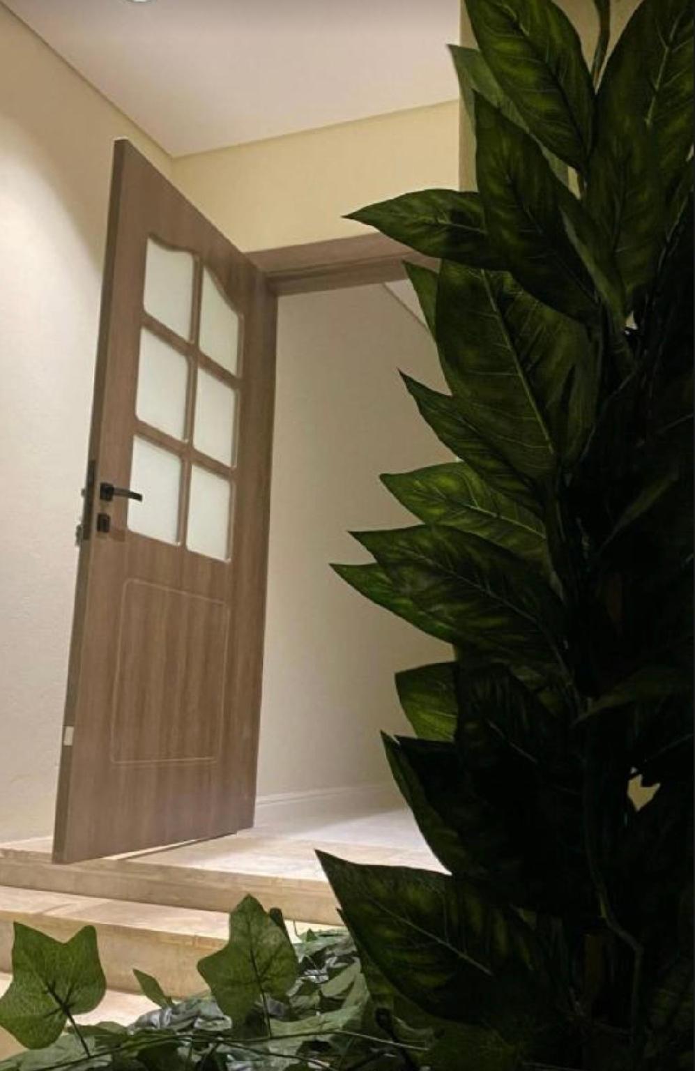 Modern Hotel Apartment With All Essentials - imej 4