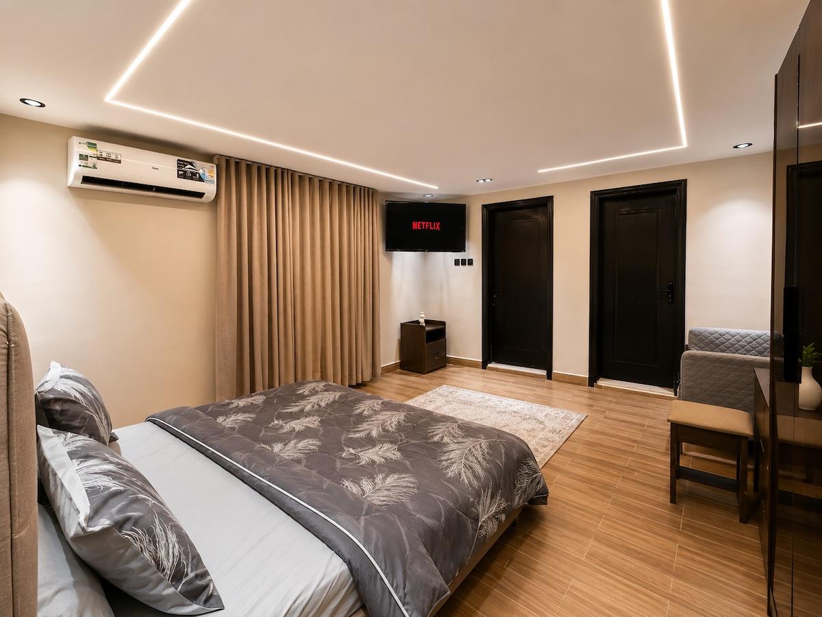 Luxury Modern Studio | Near Prophet’s Mosque - image 8