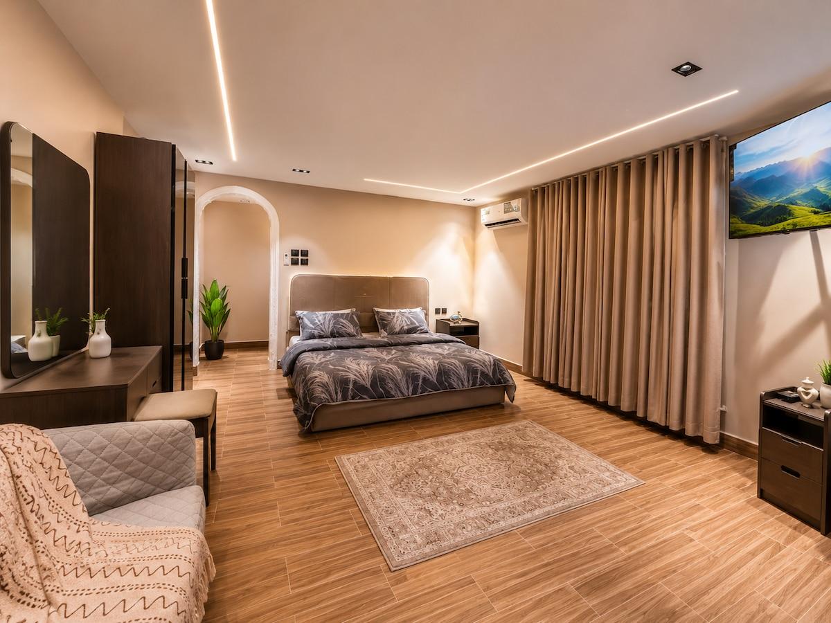 Luxury Modern Studio | Near Prophet’s Mosque - image 6