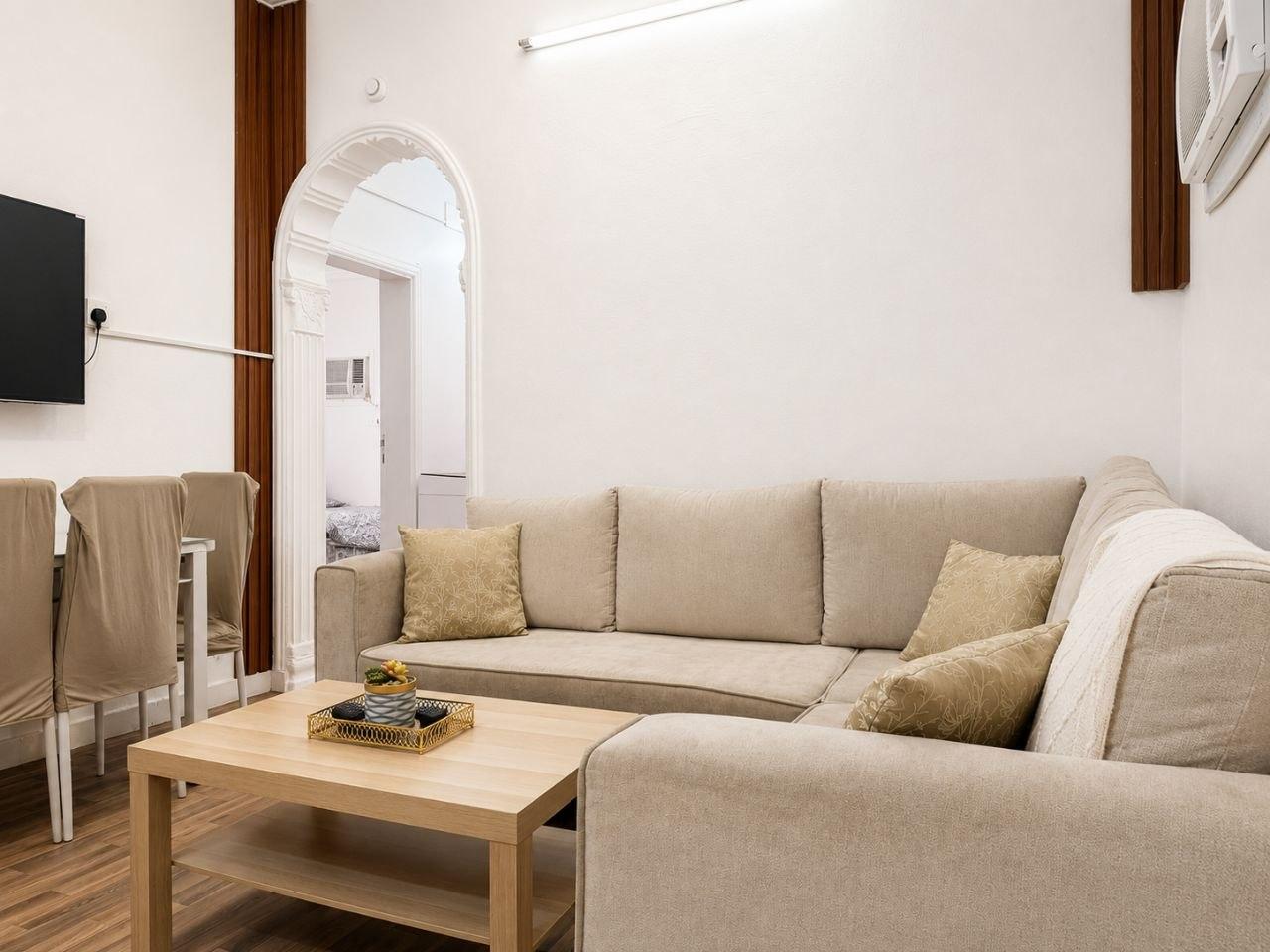 Noor residence between haram and quba