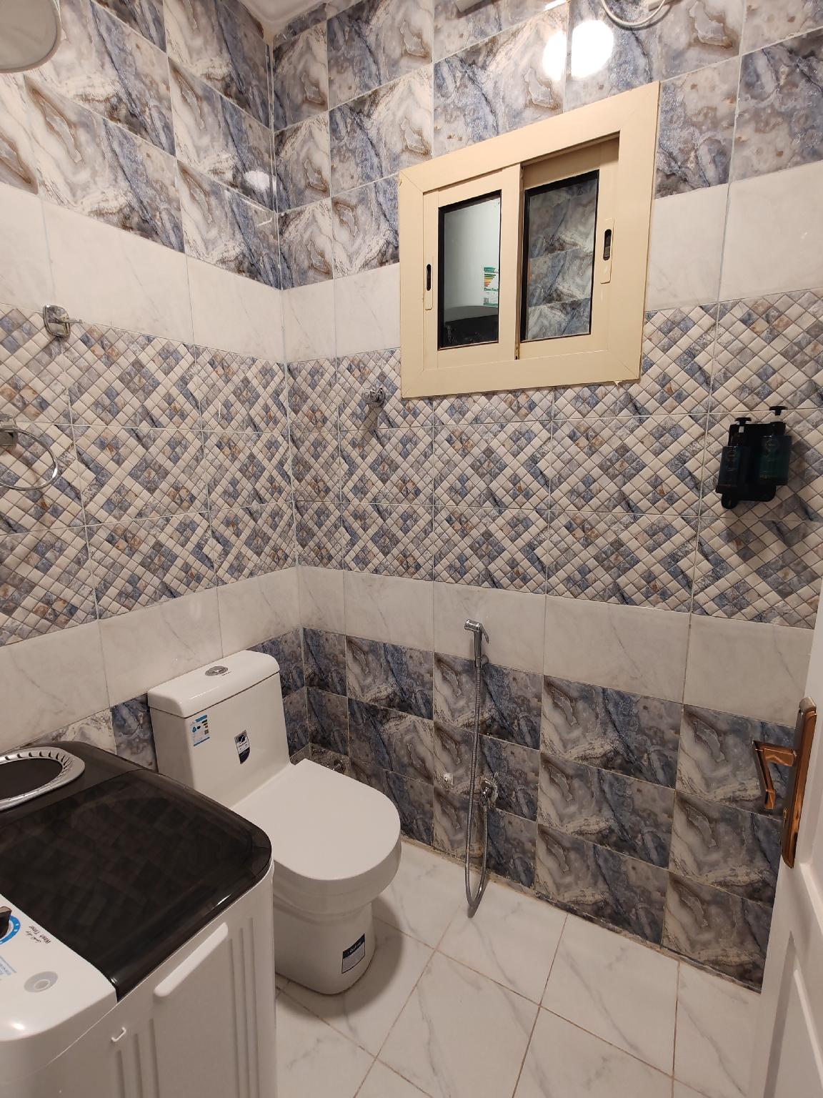 Luxury apartment near Al-Haramain train station - image 19