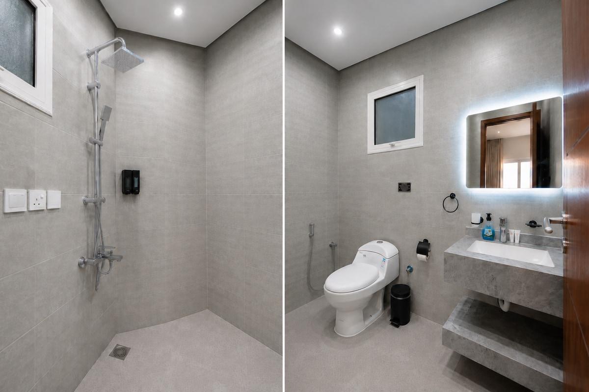Modern 2 BR Apartment | Near Masjid An Nabawi -104 - image 21