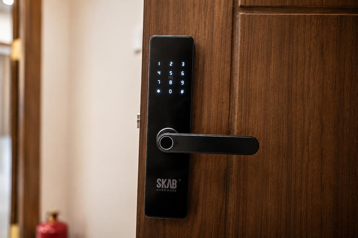 Modern 2 BR Apartment | Near Masjid An Nabawi -104 - image 16