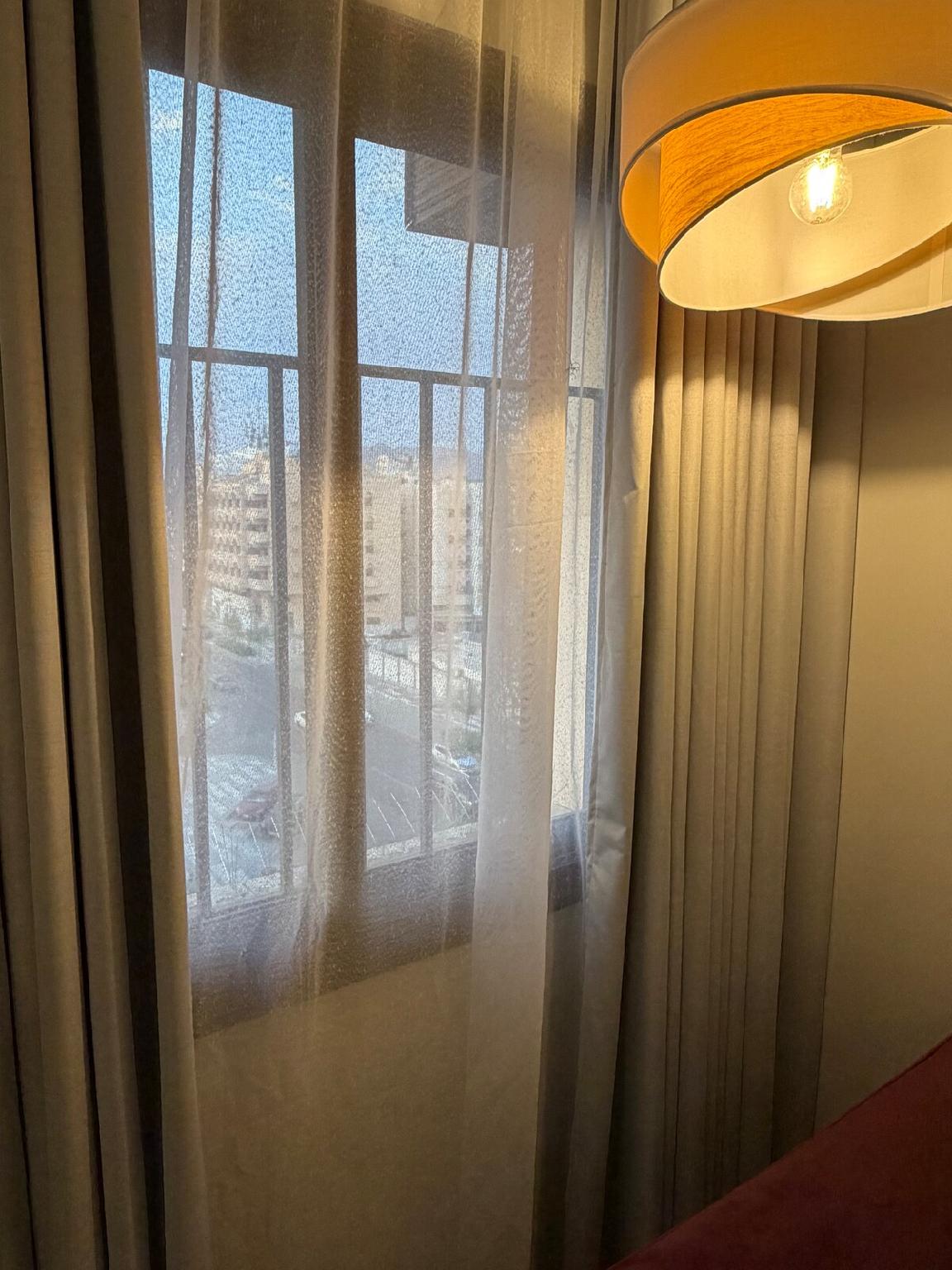 Modern apartmen room with a living room 501 - imagen 11