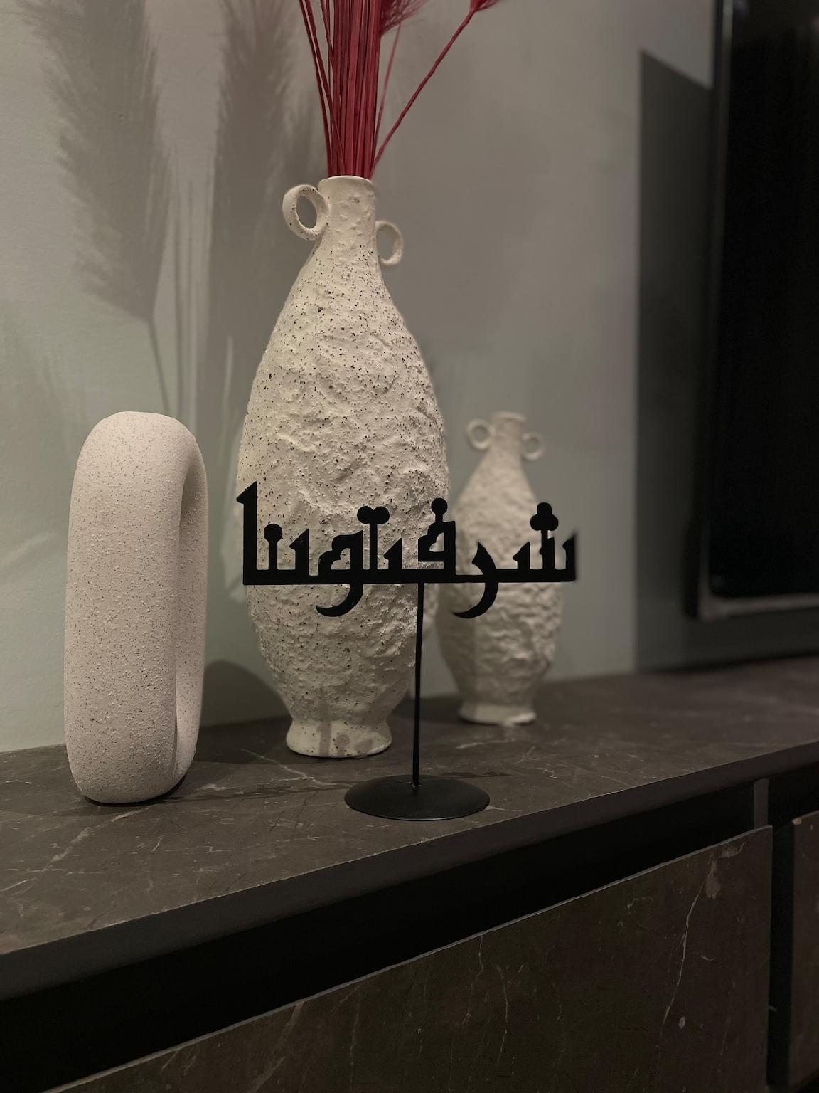 Suite with a calm and elegant design self check-in - gambar 4