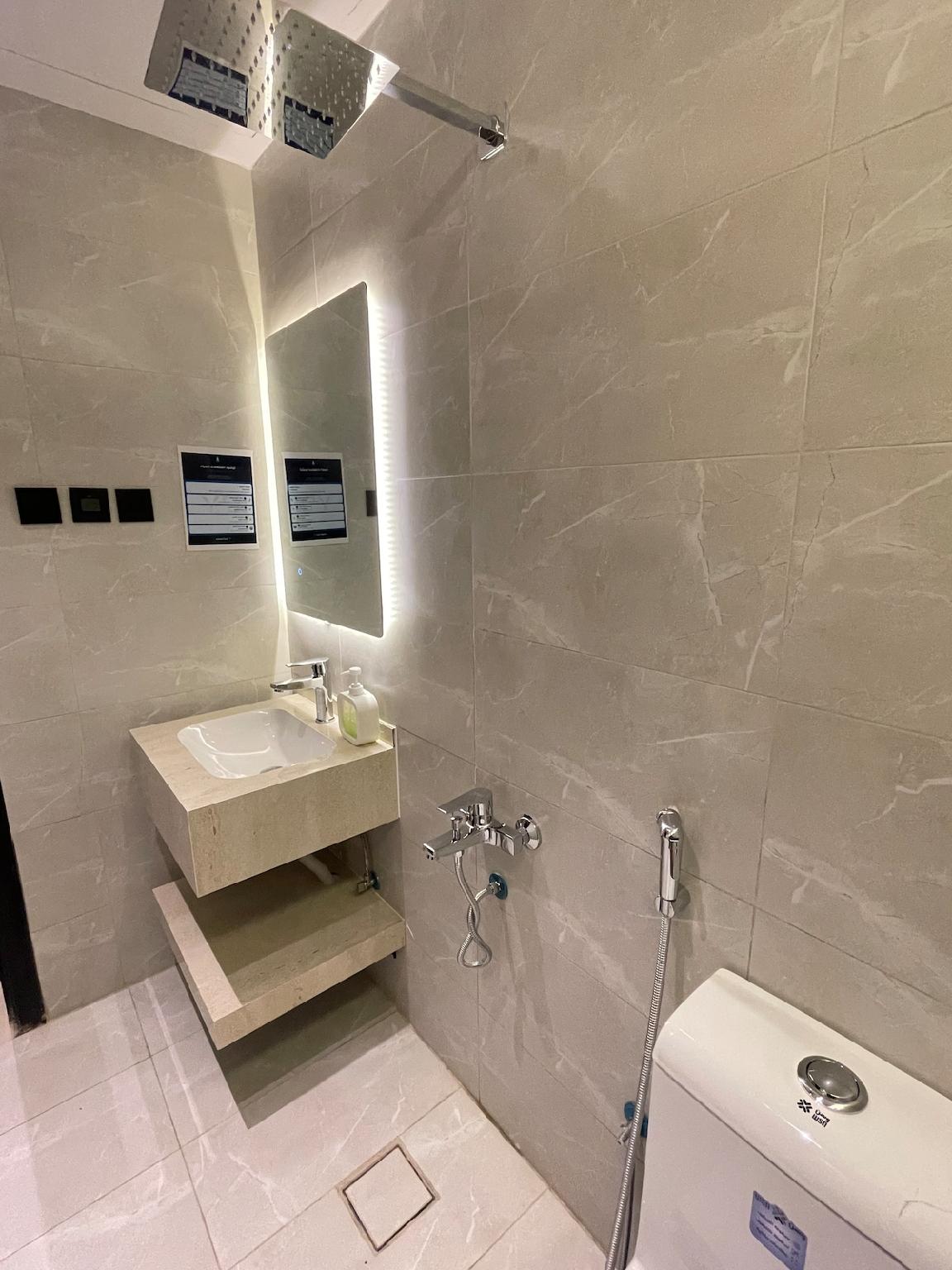 Modern Studio 403 near the Prophet's Mosque - imagen 7