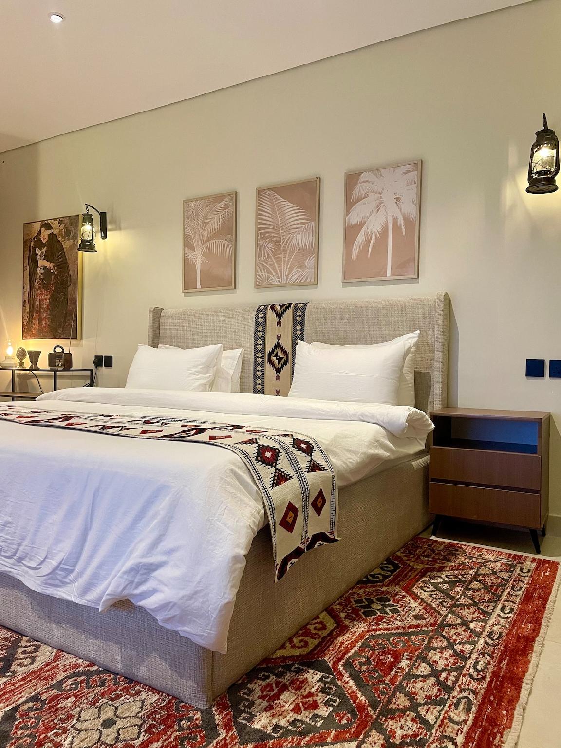 Premium Suite 307 with a heritage character - imagen 12