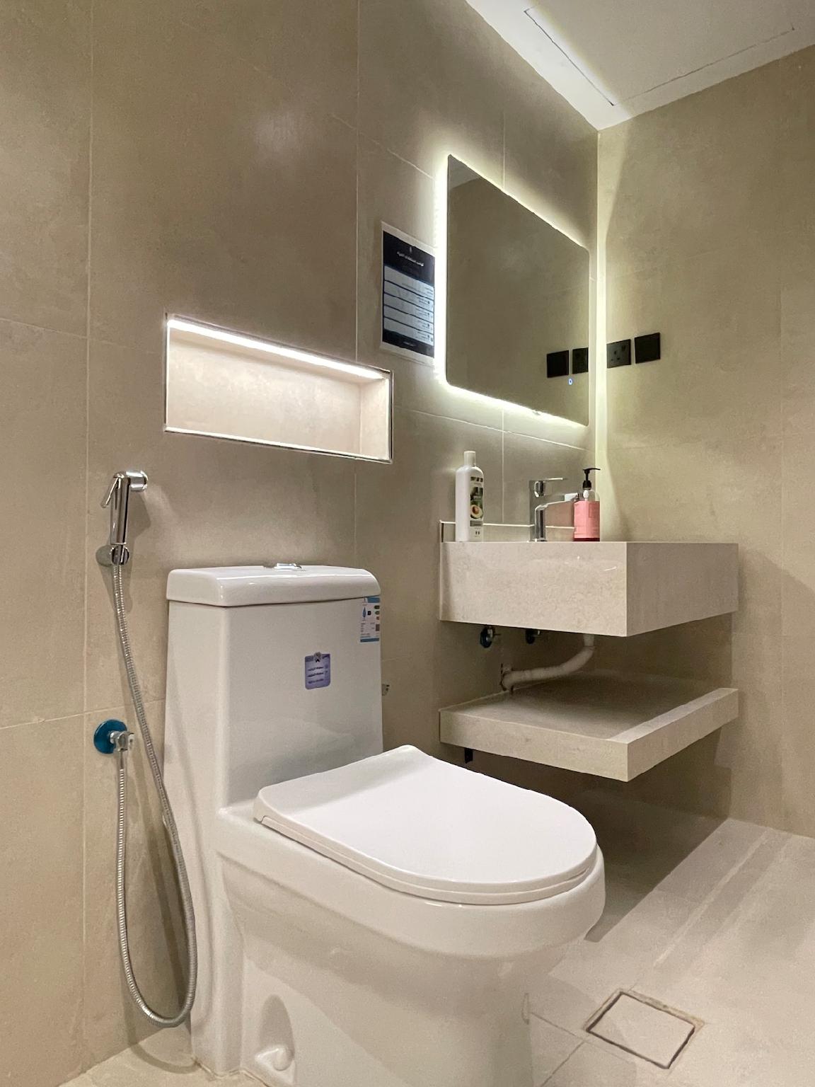 Premium Suite 307 with a heritage character - imagen 17