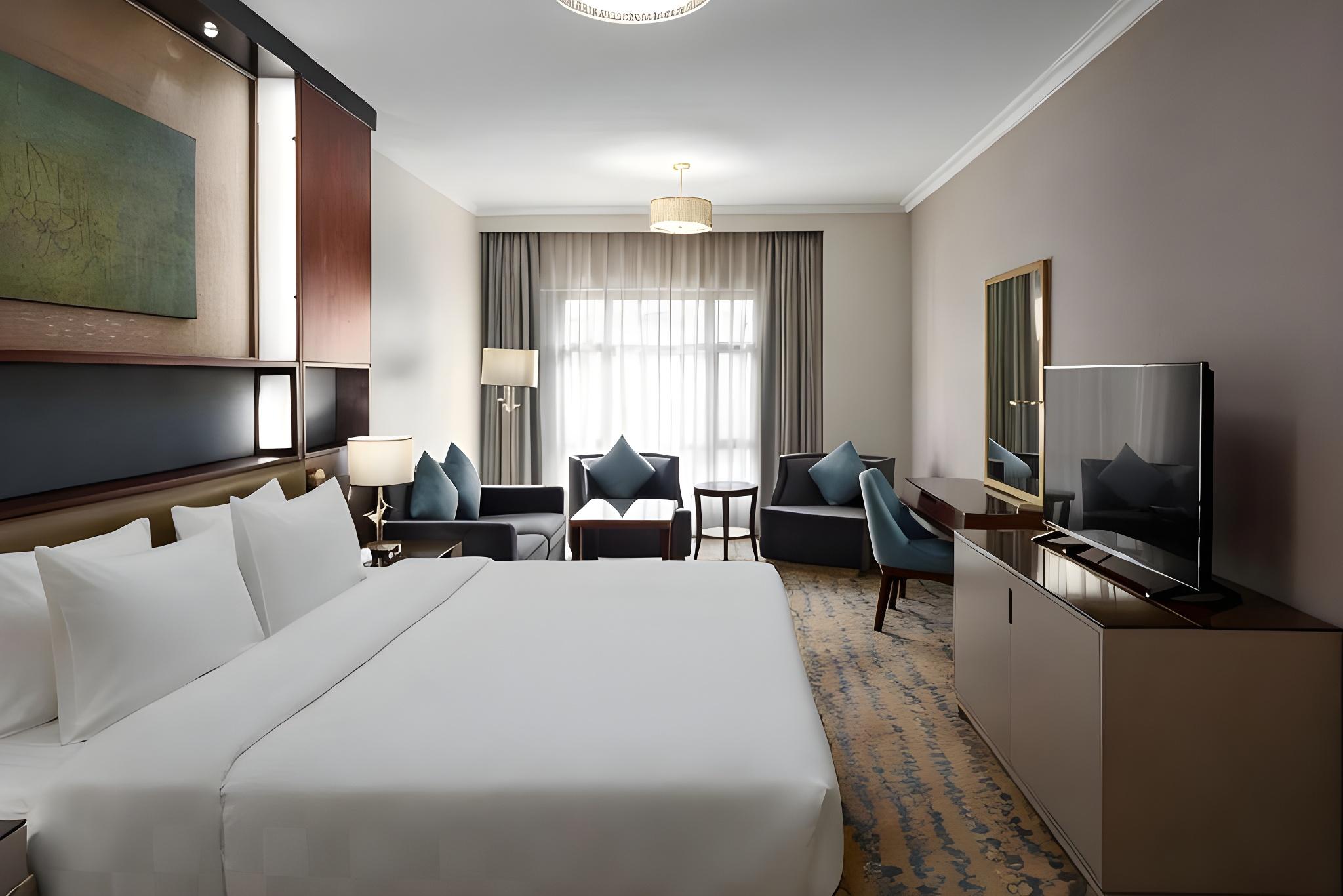 Kamar Executive dengan 1 tempat tidur king dan pemandangan Uhud