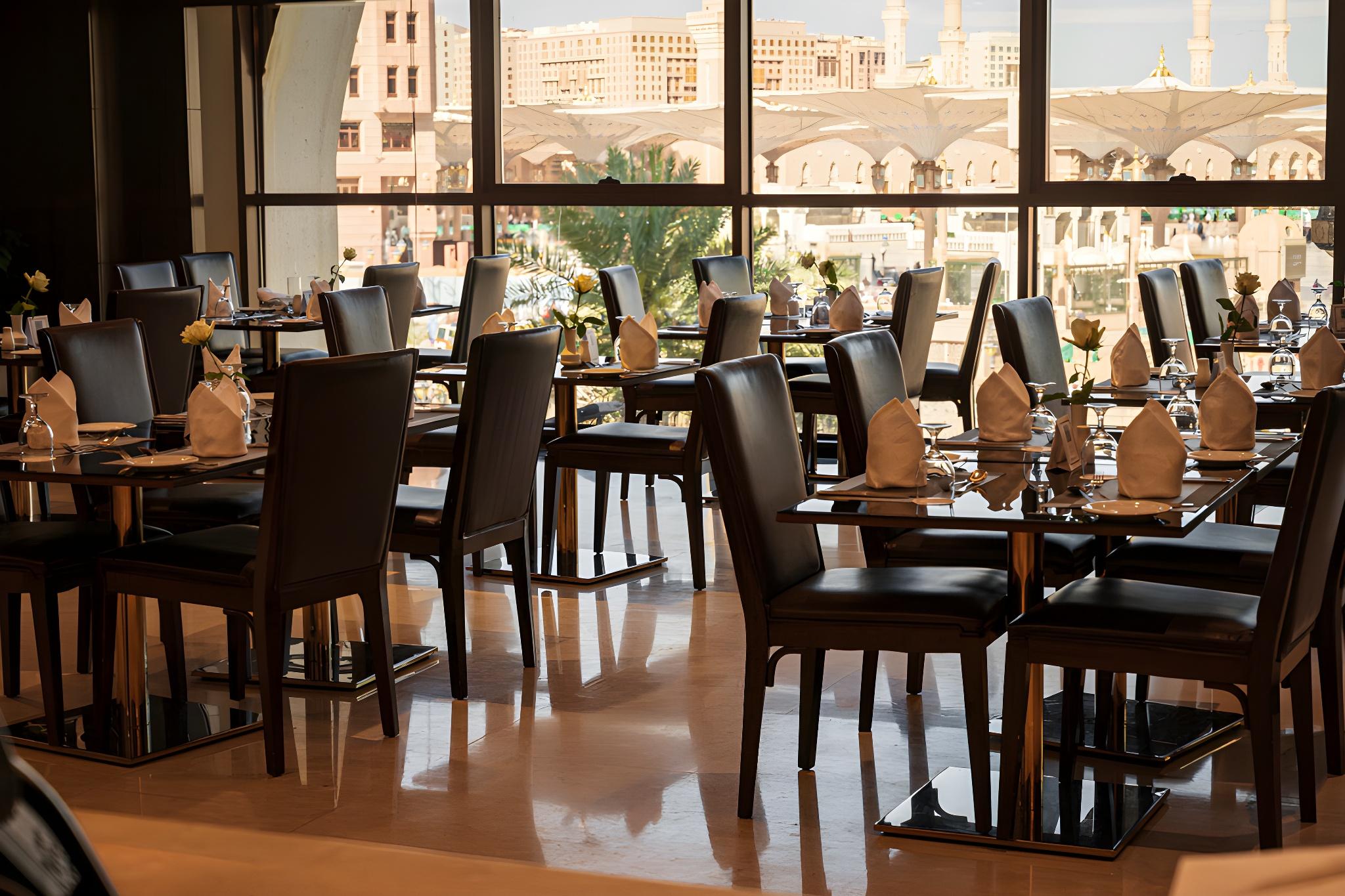 Millennium Taiba Hotel - imej 43