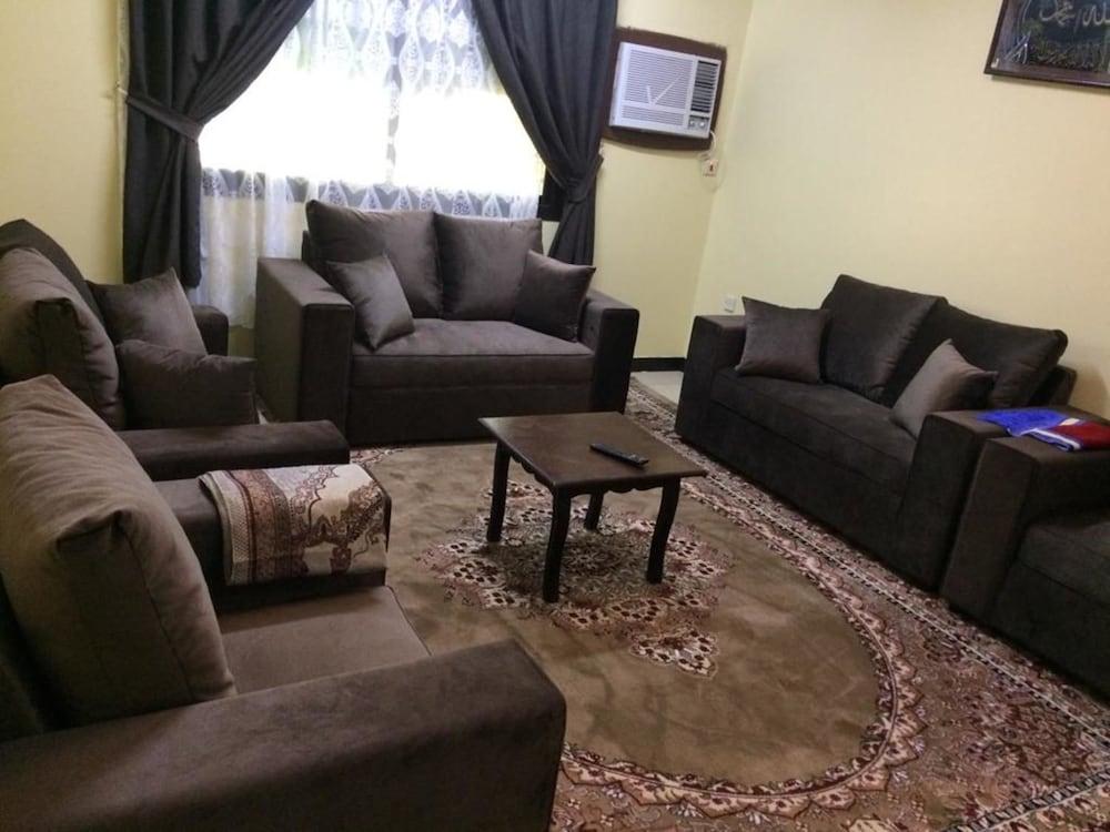 Al Eairy Serviced Apartments Company is a one person company 9 - afbeelding 29