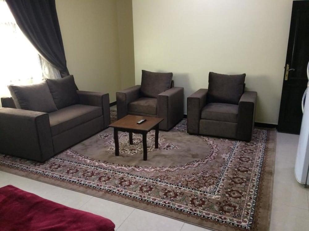 Al Eairy Serviced Apartments Company is a one person company 9 - afbeelding 37