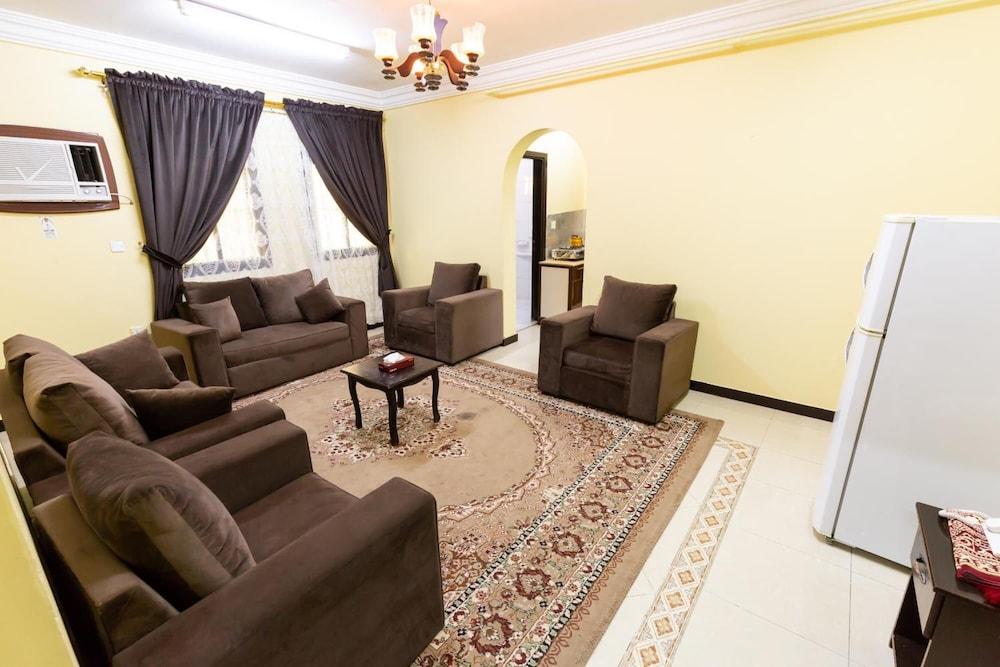 Al Eairy Serviced Apartments Company is a one person company 9 - afbeelding 14