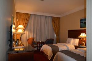 Hayah Grand Hotel - image 31