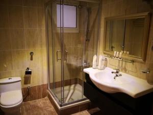 Shomookh Hotel - afbeelding 42