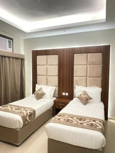 Rawaes Hotel - image 36