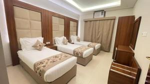 Rawaes Hotel - image 33