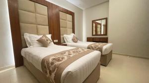 Rawaes Hotel - image 25